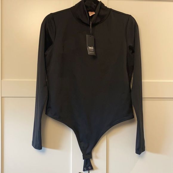 Smash & Tess black mockneck bodysuit, medium - Picture 1 of 9